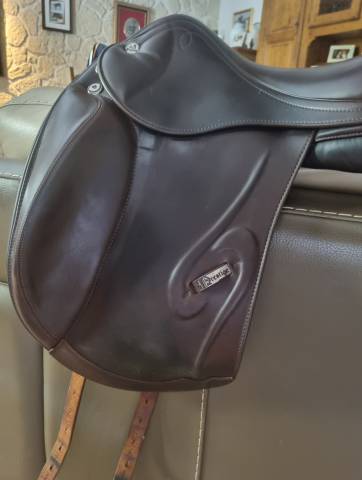 Sella da dressage Prestige Italia  17" - 2015