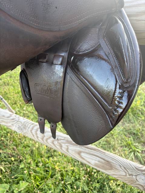 Sella da salto ostacoli CWD  17.5" - 2008