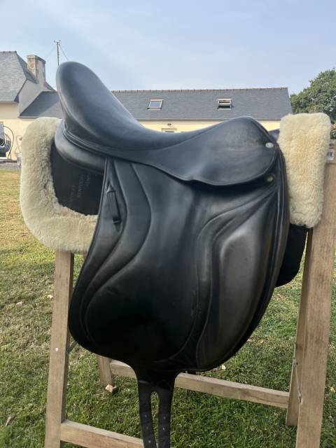 Sella da dressage Belloir  17" - 2010