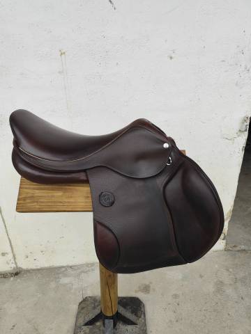 Sella da salto ostacoli Baude  18" - 2021