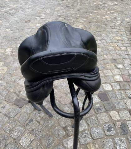 Sella da dressage Erreplus Impulse  17.5" - 2021