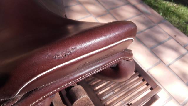 Sella da salto ostacoli Prestige Italia  17" - 2011