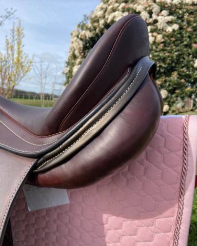 Sella da dressage Erreplus Vittoria 17" - 2022