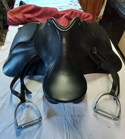 Sella mista Equip'Horse  18" - 2023