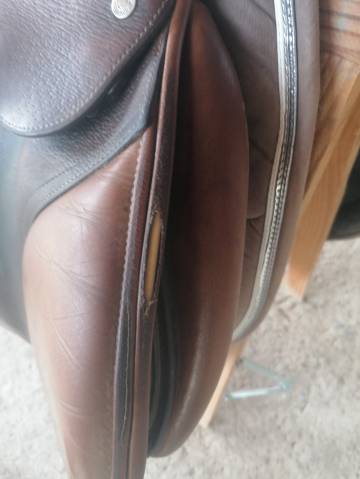 Sella da salto ostacoli Hervé Godignon Sur mesure 17.5" - 2010