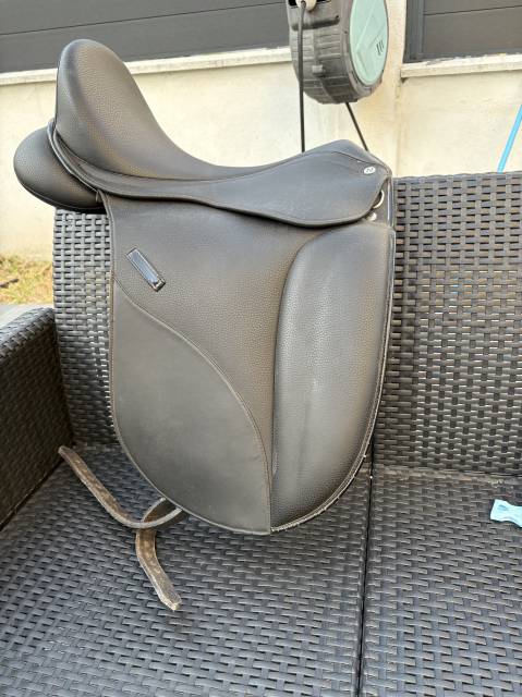 Sella da dressage Norton  17.5" - 2020