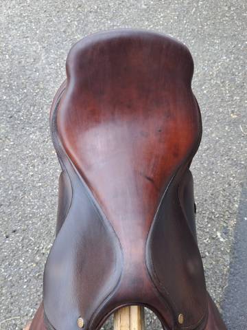 Sella da salto ostacoli   17.5" - 2016