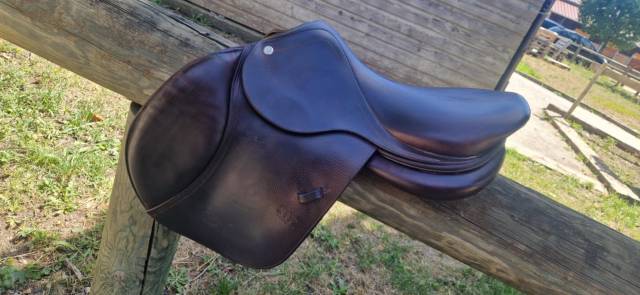 Sella da salto ostacoli CWD  16.5" - 2017