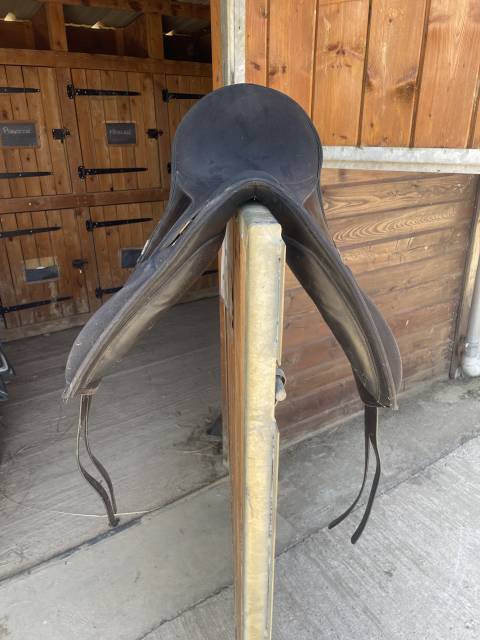 Sella da dressage Wintec 2000 Bates Saddlery Australia 17" - 2010