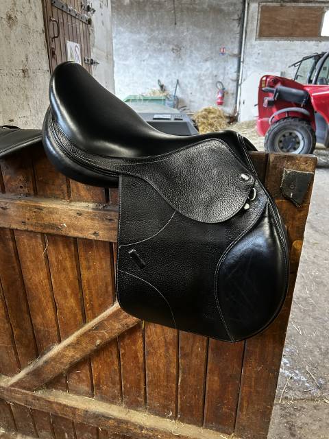 Sella mista Time Rider Selle Newtime Stationata 17.5" - 2022