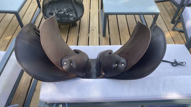 Sella da salto ostacoli Antar&egrave;s  17.5" - 2023