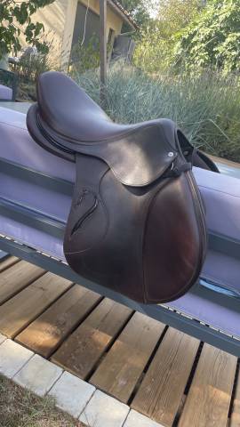 Sella da salto ostacoli Antar&egrave;s  17.5" - 2023