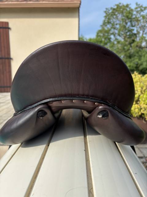 Sella da dressage Aulion  17" - 2023