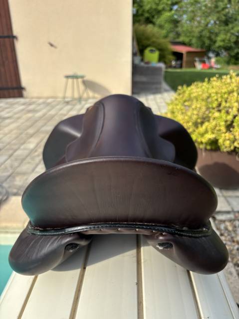 Sella da dressage Aulion  17" - 2023