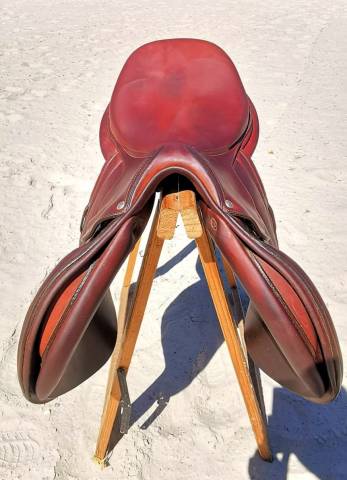 Sella da salto ostacoli Butet  17.5" - 2020