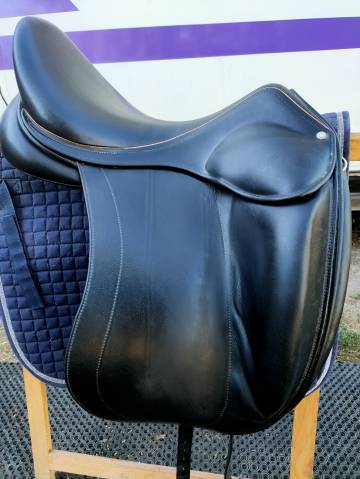 Sella da dressage Childeric  18" - 2008