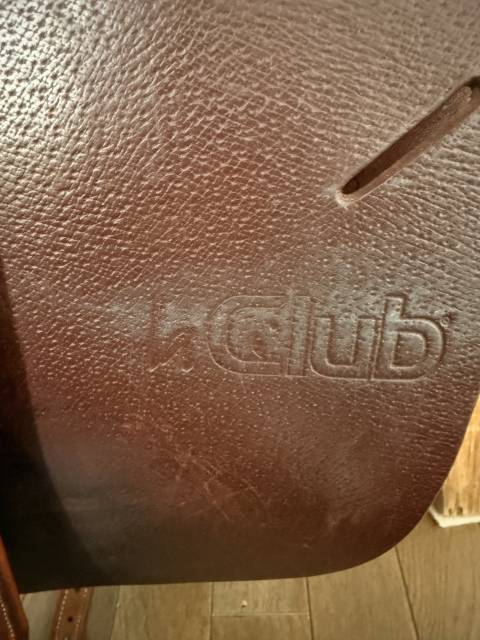 Sella da salto ostacoli CWD  17" - 2020