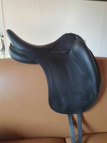 Sella da dressage Macel  17.5" - 2018