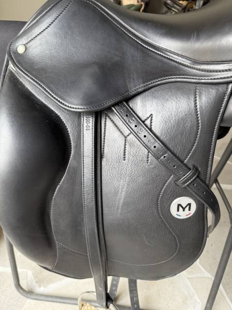 Sella da dressage Meyer  17" - 2017
