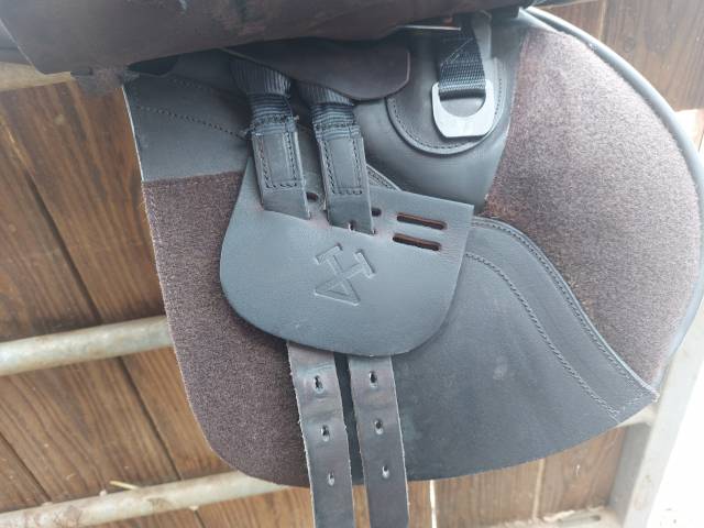 Sella mista Ideal  17.5" - 2024