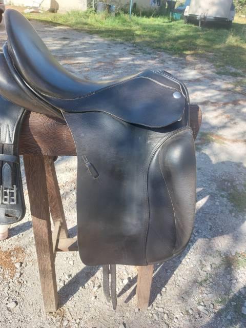 Sella da dressage Zaldi  17.5" - 2007