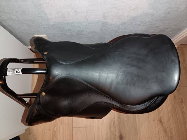 Sella da salto ostacoli Delgrange  17.5" - 2007