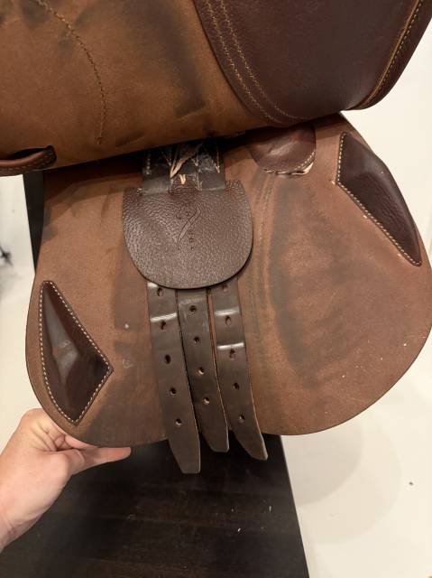 Sella da salto ostacoli Antarès  17" - 2020