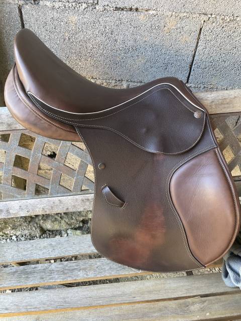 Sella da salto ostacoli Mondange  17" - 2016