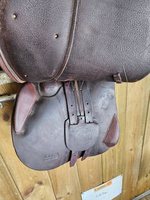 Sella da salto ostacoli Eric Thomas  17.5" - 2019