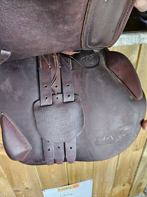 Sella da salto ostacoli Eric Thomas  17.5" - 2019