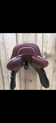 Sella da salto ostacoli CWD  17" - 2022