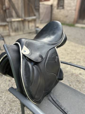 Sella da cross Stubben  17.5" - 2023