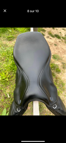 Sella da salto ostacoli Ikonic  17" - 2021