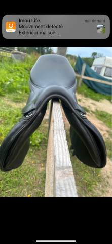 Sella da salto ostacoli Ikonic  17" - 2021