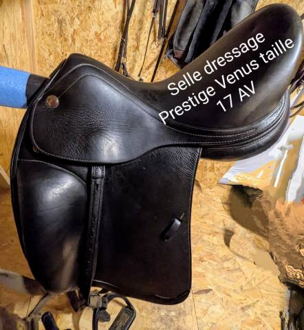 Sella da dressage Prestige Italia  17" - 2010