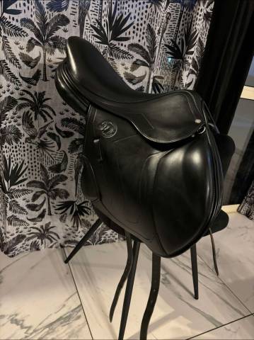 Sella da salto ostacoli Antar&egrave;s  17.5" - 2021