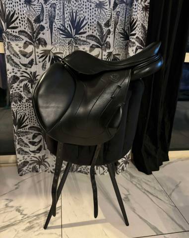 Sella da salto ostacoli Antar&egrave;s  17.5" - 2021