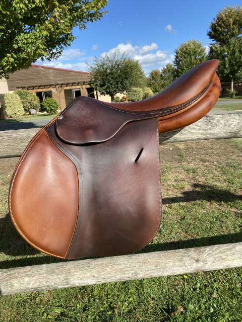 Sella da salto ostacoli Butet  18" - 2015