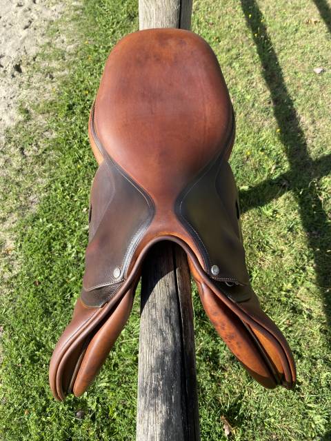 Sella da salto ostacoli Butet  18" - 2015