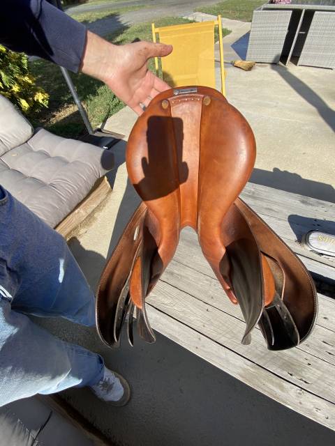 Sella da salto ostacoli Butet  18" - 2015