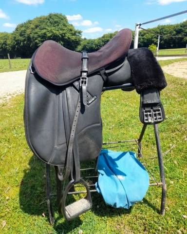 Sella da dressage Wintec  17" - 2016