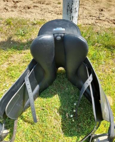 Sella da dressage Wintec  17" - 2016