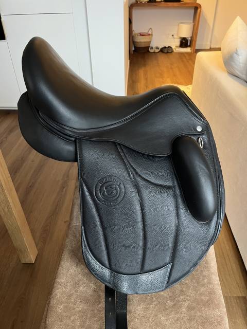 Sella da dressage Forestier  16.5" - 2025