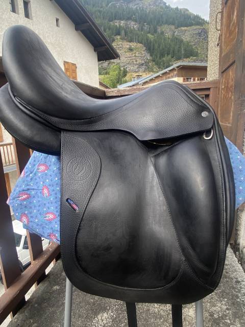 Sella da dressage Antarès  17" - 2014