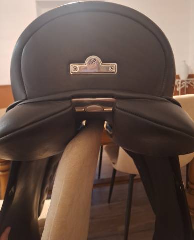 Sella da dressage Bates  17.5" - 2012