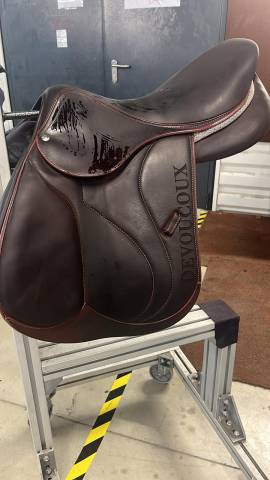 Sella da salto ostacoli Devoucoux  17" - 2023