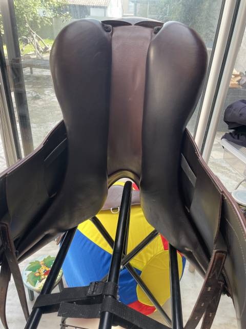 Sella da dressage Prestige Italia K-dence 17" - 2017