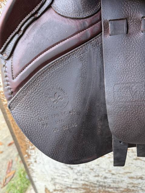 Sella da salto ostacoli CWD  18" - 2020