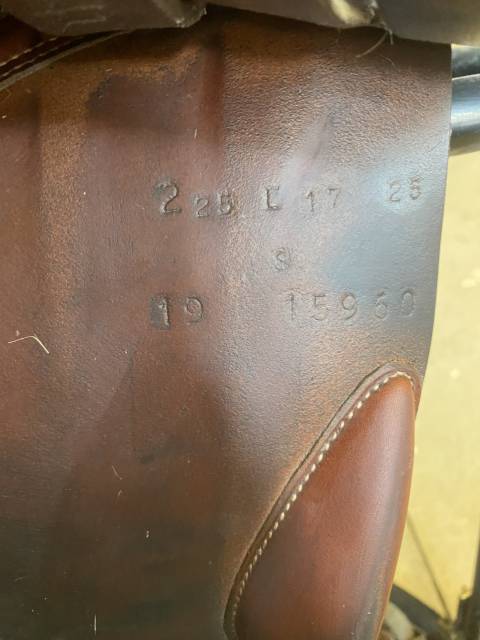 Sella da salto ostacoli Butet  17" - 2019