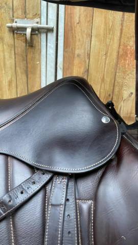 Sella da salto ostacoli Forestier  17.5" - 2024